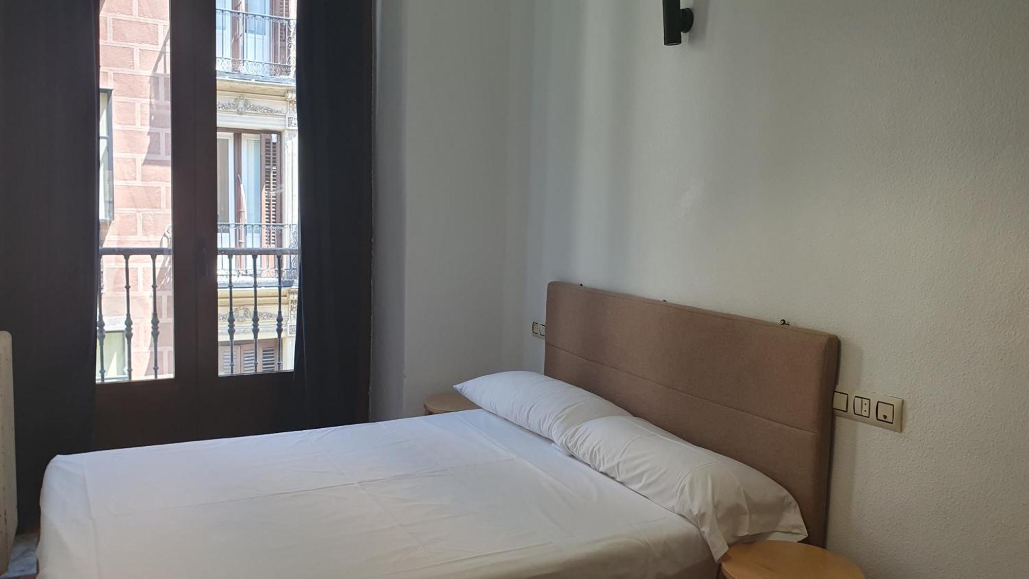 Hotel Fuencarral Kryse&Breogan Madrid Camera foto